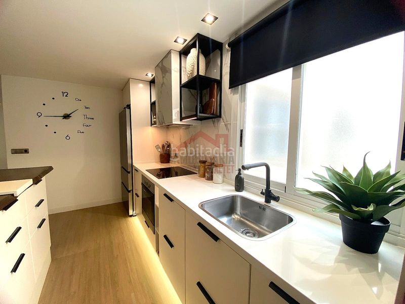 Foto ce5e05d3-9891-4dc7-b152-db87d5543118. Piso  venta en San Crispín Elche / Elx
