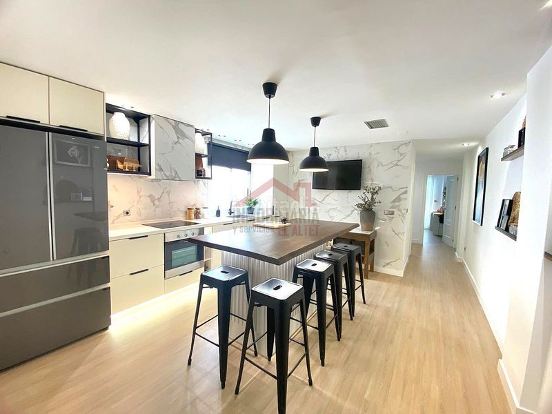 Foto ee9d617a-4ac4-45fb-bbe7-d033022e2378. Piso  venta en San Crispín Elche / Elx