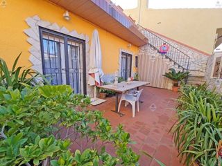 Casa pareada en Palafolls. Casa en venta en palafolls