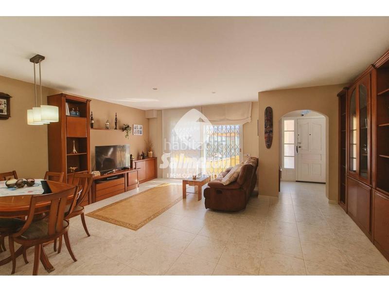 Foto f69861f9-fa2d-4454-ace0-3d29da9ef58c. Haus mit heizung in Palafolls