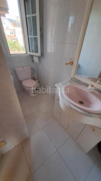 Foto 66e99d62-fd3f-4380-9dc0-7aab5ceb3eaf. Affitto casa a schiera con riscaldamento parcheggio in Madrid