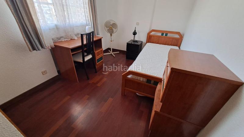 Foto 629ca9fc-a891-4ae0-bd81-c98e38736188. Lloguer casa adossada amb calefacció aparcament a Madrid