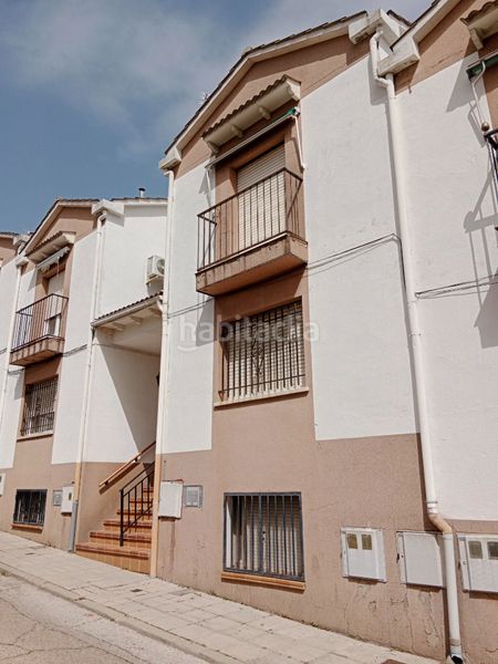 Foto 3c0f9f8f-e929-4572-95f7-e04bda1e79b6. Reihenhaus mit heizung in San Martín de Valdeiglesias