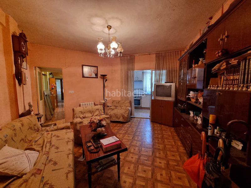 Foto a1745aa1-bd0d-43db-a176-6c55a17997d8. Flat with heating in Canillejas Madrid
