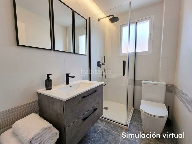 Foto d05f5204-fb3a-4c78-9912-ac48b765fe99. Flat with heating in Canillejas Madrid