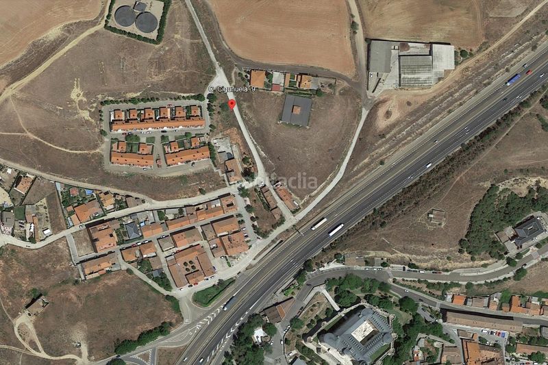 Foto e6985744-8d20-4d4d-b308-ef380fcf565a. Terreny residencial a calle ciguñuela 9 a Simancas
