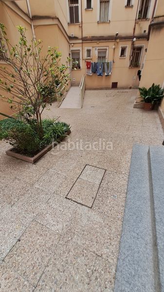 Foto 5c66b522-fec6-42c5-a48a-89d73e459c6d. Flat with heating in Canillejas Madrid