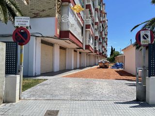 Car parking  Carrer de luis mariano 269i. Garaje en venta