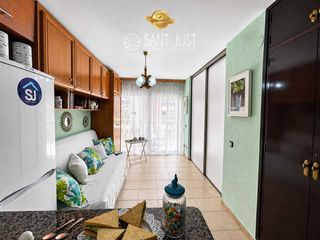 Apartment  Carrer d'amadeu vives 67. ¡tu refugio junto al mar en la pineda!