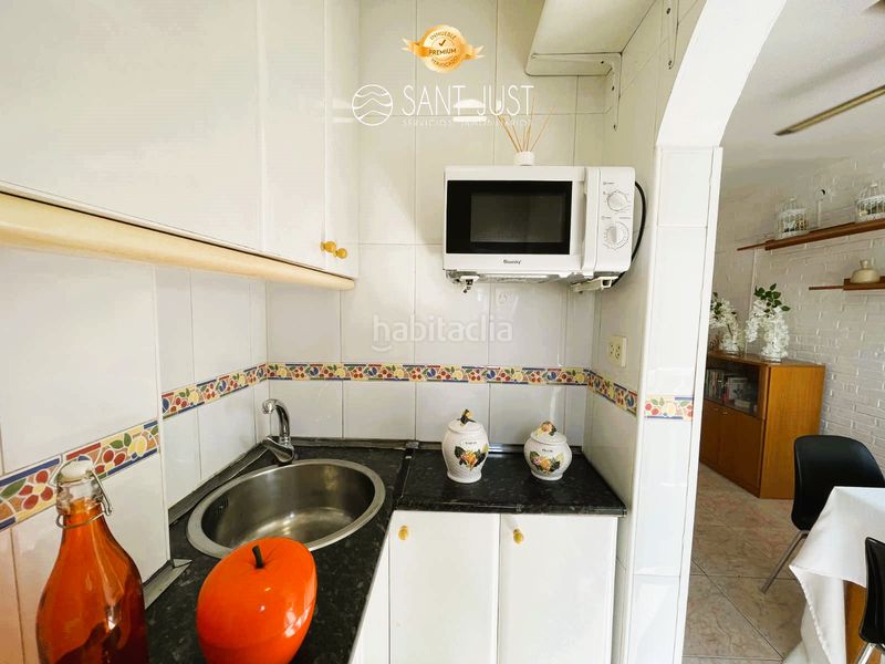 Foto ab1651ce-d12f-4055-ac85-f731605ce3b1. Estudi amb piscina a La Pineda Vila-seca