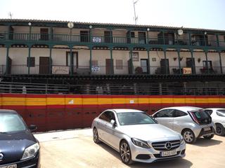 Casa  Plaza mayor. Casa de 3 plantas en la plaza de chinchón