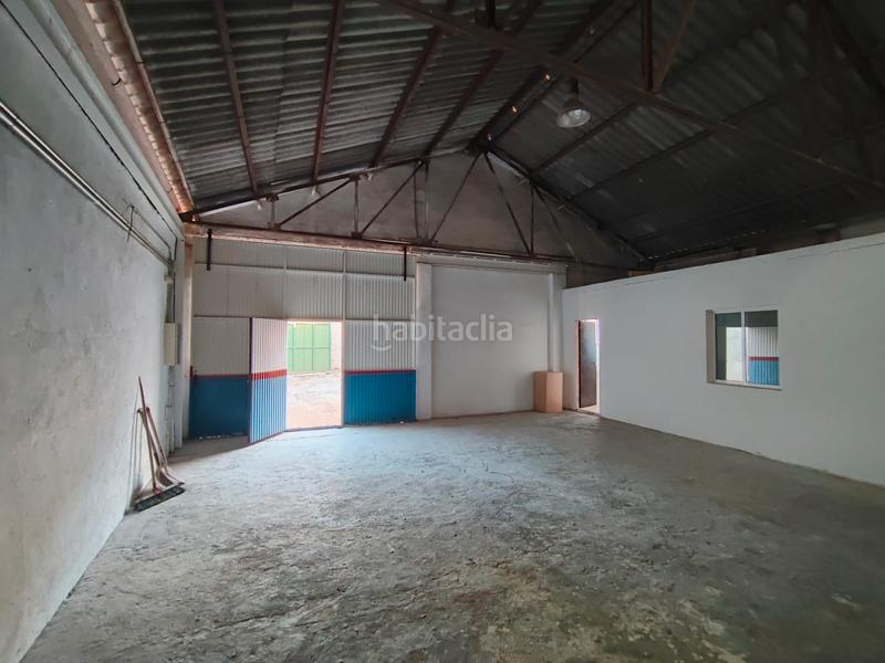Foto dd933b28-de36-42e3-be55-3de0aa70f10b. Bâtiment à usage industriel dans Chinchón