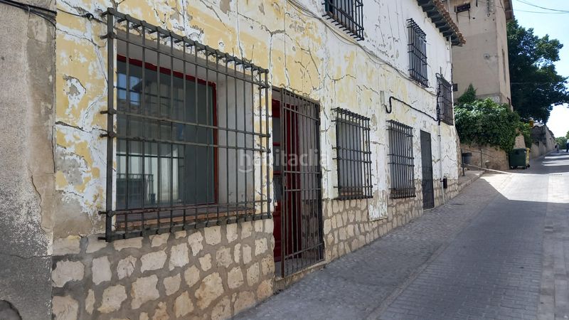Foto a9e5a481-4bd4-47c9-96d3-407aa72f0428. Local comercial  en venta en Chinchón