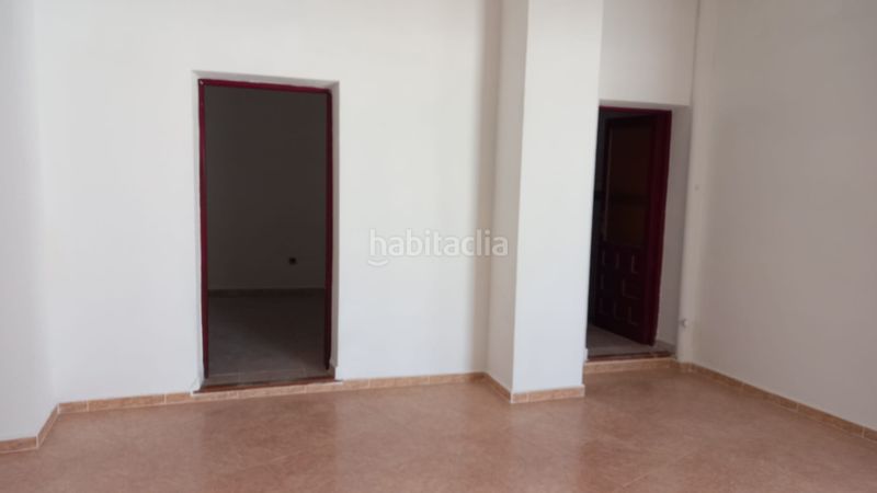Foto b64ba8bc-45a3-4fd3-beff-2057ad46a667. Local comercial  en venta en Chinchón