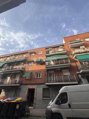 Etagenwohnung in Puerta Bonita. Piso en venta en madrid