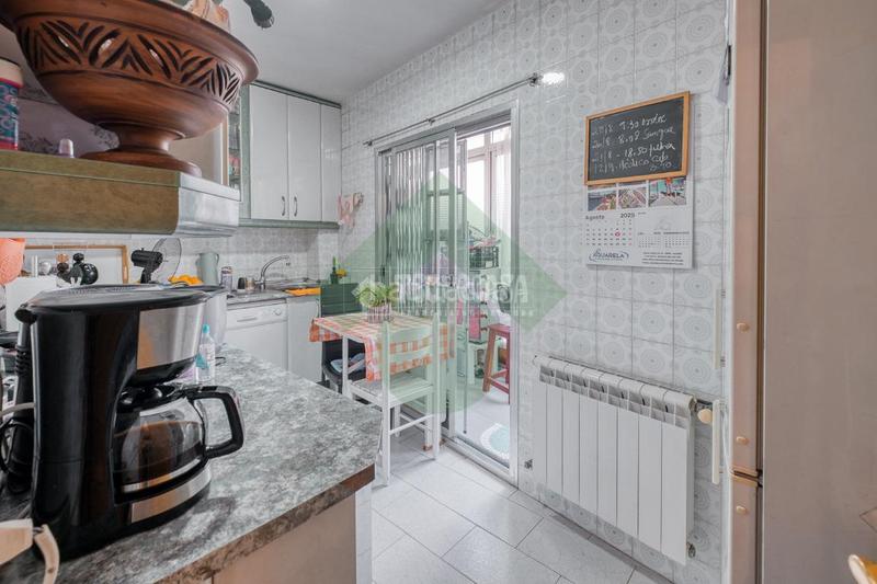 Foto 67faf42c-54eb-4cc8-97d5-f7f742012191. Flat with heating in Vista Alegre Madrid