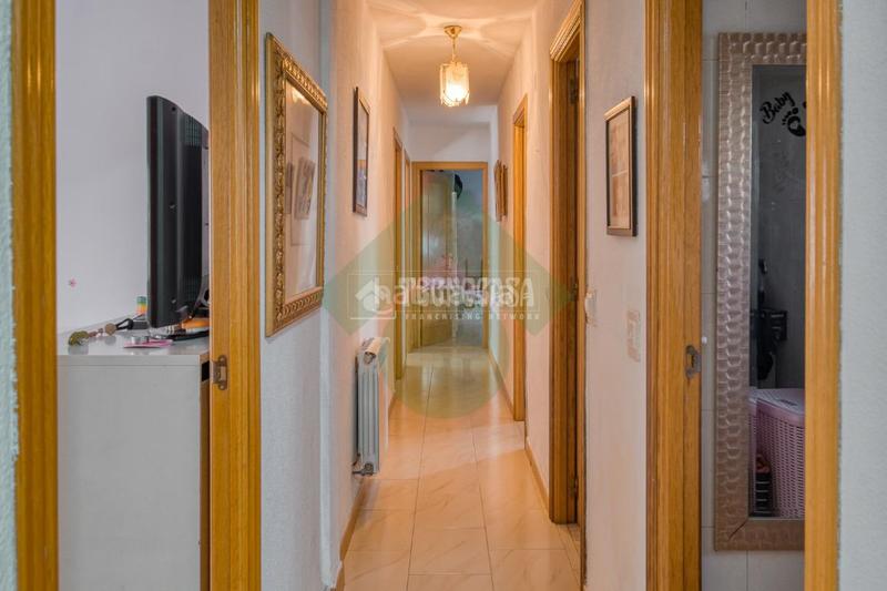 Foto c763abc3-ae83-46eb-aef6-89606771cc02. Flat with heating in Vista Alegre Madrid