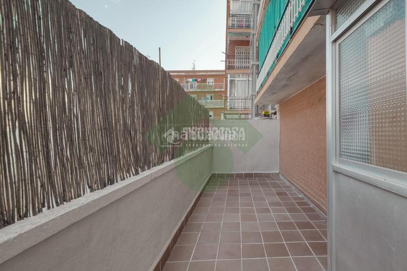 Foto e70d405b-a924-42e4-b145-1510b6ac4561. Flat with heating in Vista Alegre Madrid
