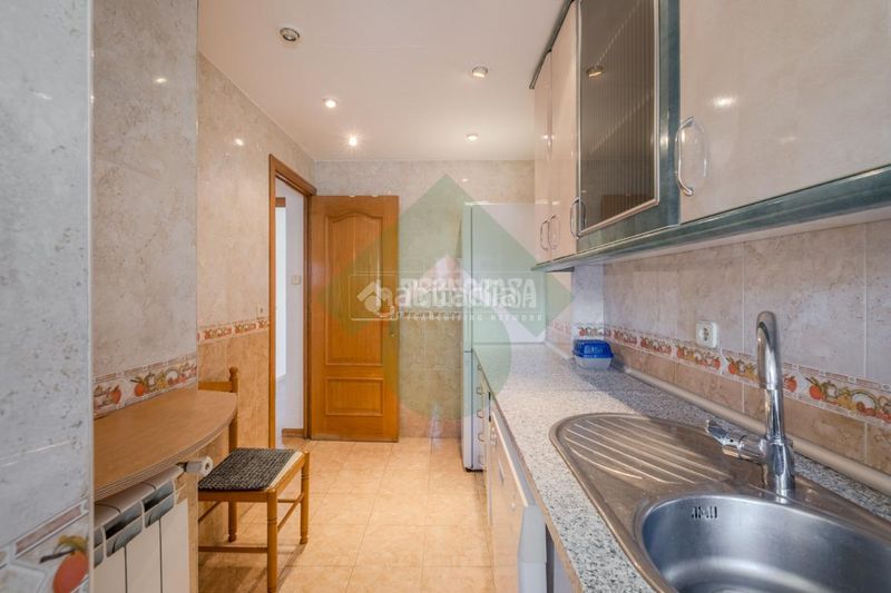 Foto e79c5829-75b0-4689-8113-ad703232927e. Pis amb calefacció a Puerta Bonita Madrid