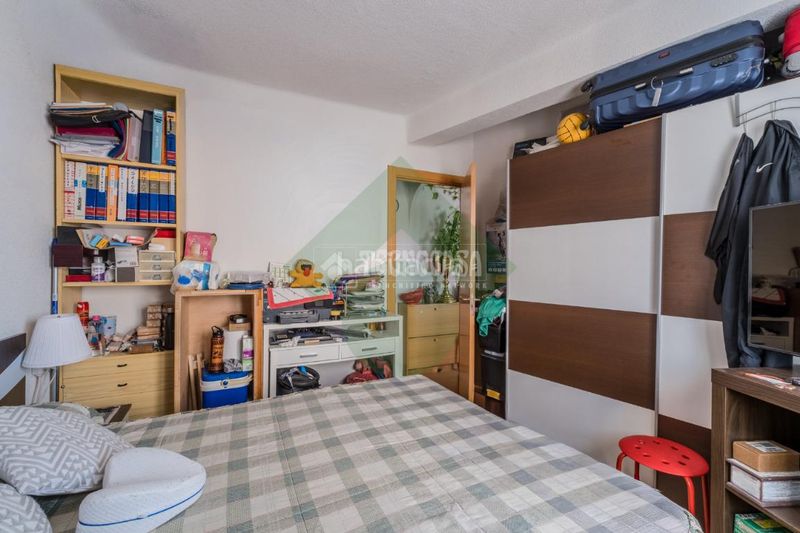 Foto 5b4e065b-47bc-4128-9e96-10f19fd2c3cf. Piso  en venta en Puerta Bonita Madrid