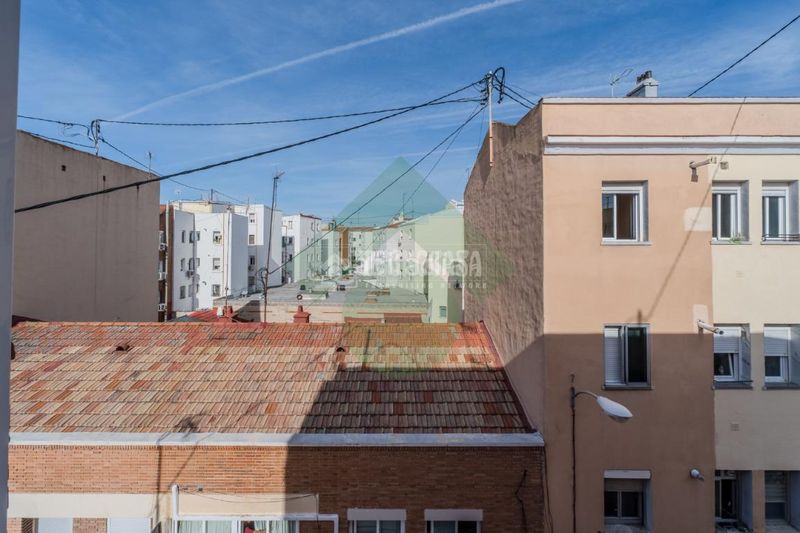 Foto 9a32ac0e-631e-49d4-99a5-72709d575731. Piso  en venta en Puerta Bonita Madrid