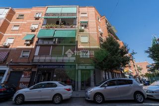 Pis a Vista Alegre. Piso en venta en madrid