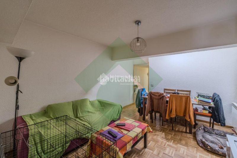 Foto b95ac27c-99eb-4d3c-be67-c177d1d563a5. Pis amb calefacció a Puerta Bonita Madrid