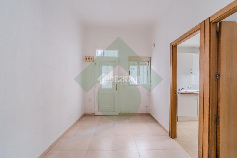 Foto 0495086c-d4b6-4cbb-87d4-7839ccc926fa. Piso  en venta en Vista Alegre Madrid