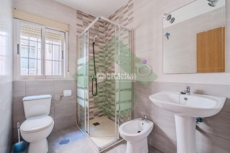 Foto 5877573d-78ae-4a40-94a6-9283e55afe32. Piso  en venta en Vista Alegre Madrid