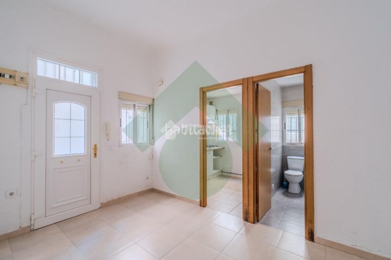 Foto ec3fd7e7-d138-47d4-a6d6-4df59d31532f. Piso  en venta en Vista Alegre Madrid