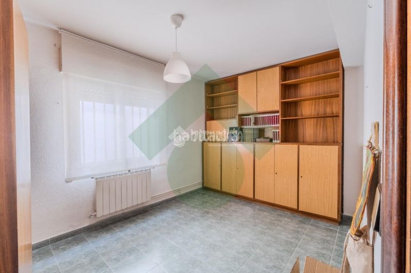 Foto efbfebad-5cd9-4464-a0e4-ce88d1f6fce3. Pis amb calefacció a Puerta Bonita Madrid