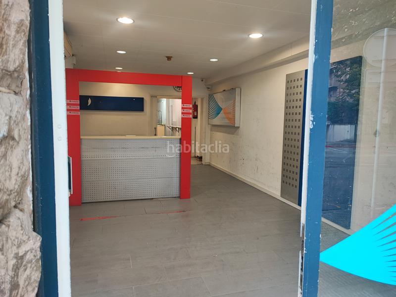 Foto c22c2fe4-7407-4745-aab5-30413324e949. Lloguer local comercial a avinguda de martí genís i aguilar 69 a Vic