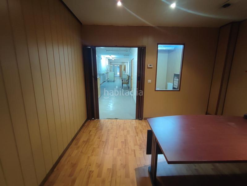 Foto e8da4e12-bea4-47d1-aa35-7566663962a4. Rent business premise in avinguda de martí genís i aguilar 69 in Vic