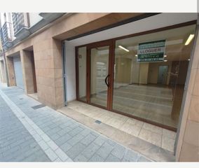 Miete Geschäftsraum  Carrer de la vila. Local en lloguer. zona centre. 400€