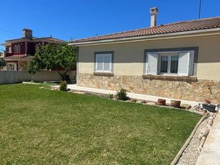 Casa en Badia Blava-Badia Gran-Tolleric. Oportunidad vivienda independiente en muy buen estado de conserv
