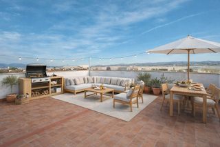 D�plex  Carrer del puigmal. D�plex en venda per reformar a vilablareix (girona)