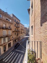 Piso en Carrer caama�o 3. Pis amb encant en finca de 1940 al centre de figueres � ideal pe