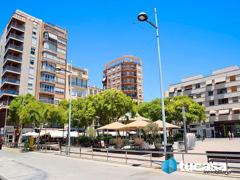 Foto c88b60e1-be1f-4db3-bcac-c4ab78001cc4. Apartment in calle rafael carteta 5 in Playa Levante Santa Pola