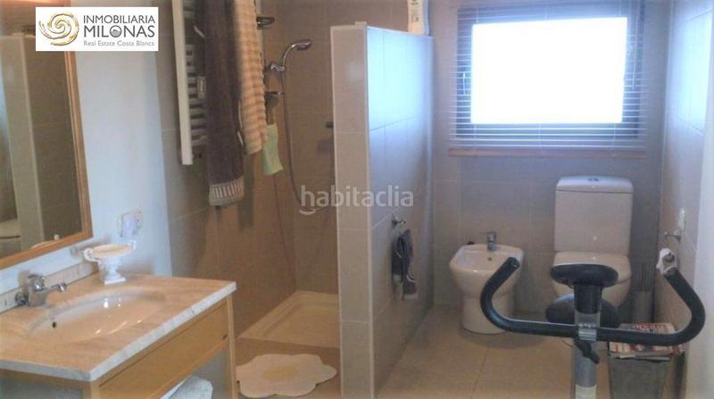 Foto 4b1ff03f-0eb7-4d3d-b4ab-c60f7a07e5bd. Chalet with heating parking in Urbanizaciones Benidorm