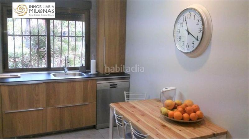 Foto b7a9b68f-06c8-4cb0-9159-71b545c98457. Chalet with heating parking in Urbanizaciones Benidorm