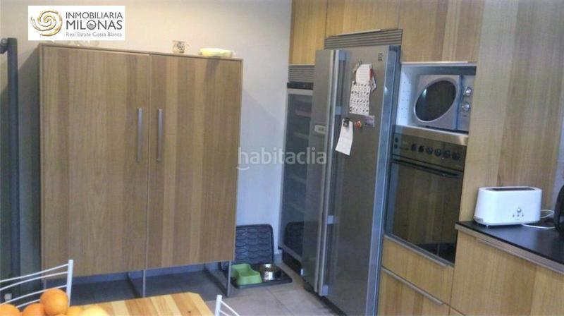 Foto c8a14571-51e3-4642-8a01-4b0a96e29760. Chalet with heating parking in Urbanizaciones Benidorm