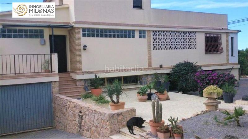 Foto ddabe029-5d0e-419d-9c70-2c3e68b21a86. Chalet with heating parking in Urbanizaciones Benidorm