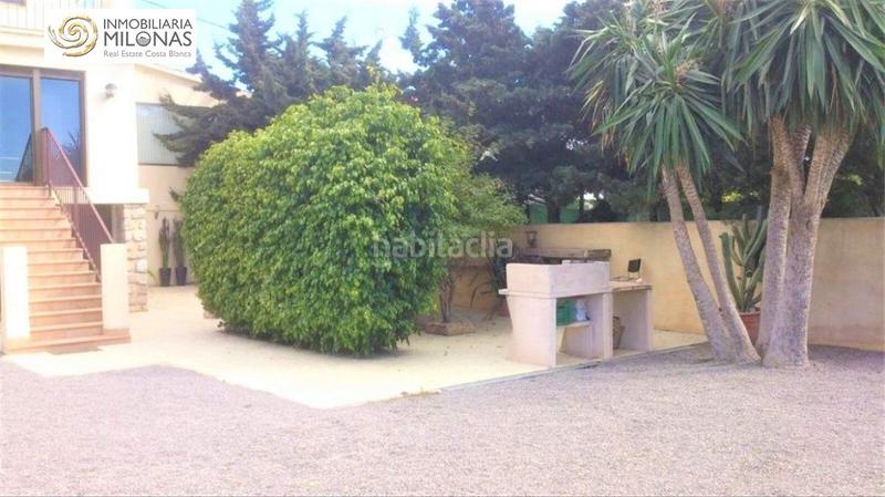 Foto e493b4a5-9772-41cd-ab53-d6e8cb45a6eb. Chalet with heating parking in Urbanizaciones Benidorm