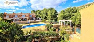 House in Escandinavia-Cautivador. Precioso adosado de 3 dormitorios en urbanización con piscina.