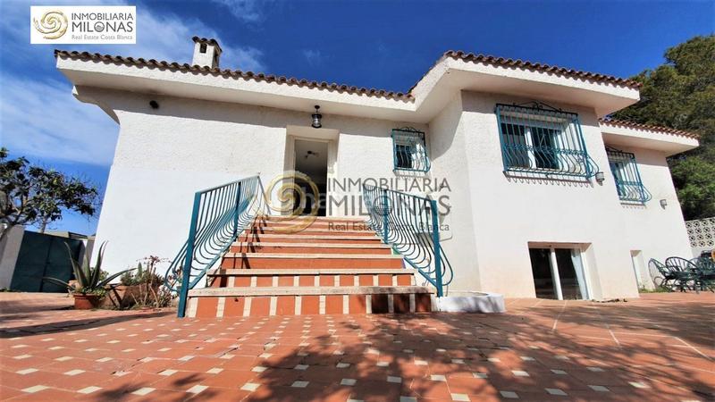 Foto 3309fcdf-04f6-484c-a00d-53333a7d7581. Lloguer casa amb aparcament a Rincón Bajo Benidorm