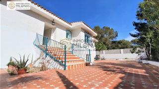 Location Maison à Rincón Bajo. Adosado para alquiler de larga temporada en benidorm.