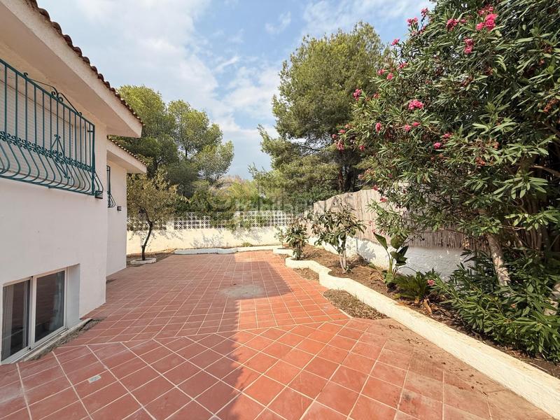 Foto a1506b6b-fb60-4c09-8c27-12f4be7133ea. Miete haus mit parking in Rincón Bajo Benidorm