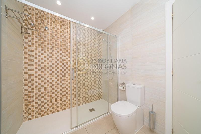 Foto 758fa4fb-623b-4289-9d21-ffdd6bb4260f. Xalet amb calefacció aparcament piscina a L´Albir Alfàs del Pi (l´)