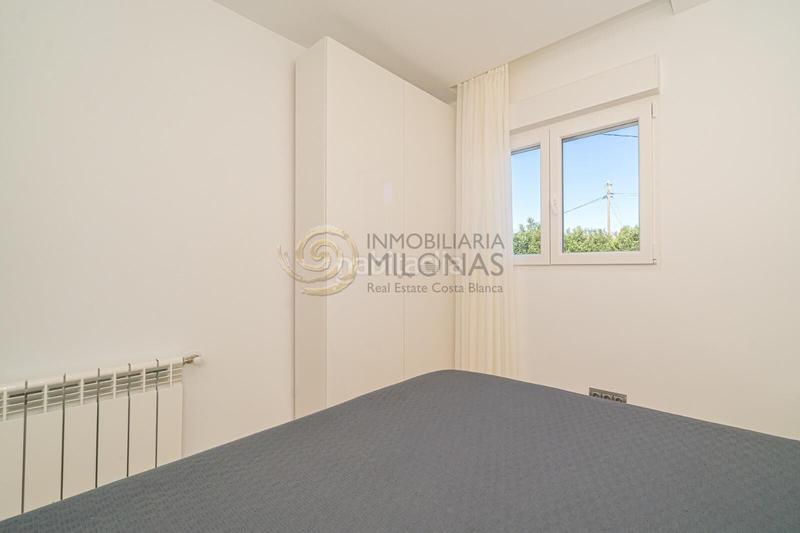 Foto 7c34bbe1-bc6e-4de2-9d9d-6f691e0790b2. Xalet amb calefacció aparcament piscina a L´Albir Alfàs del Pi (l´)