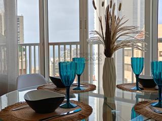 Apartament a Playa Levante. Luminoso y reformado apartamento ubicado en la zona inglesa de b